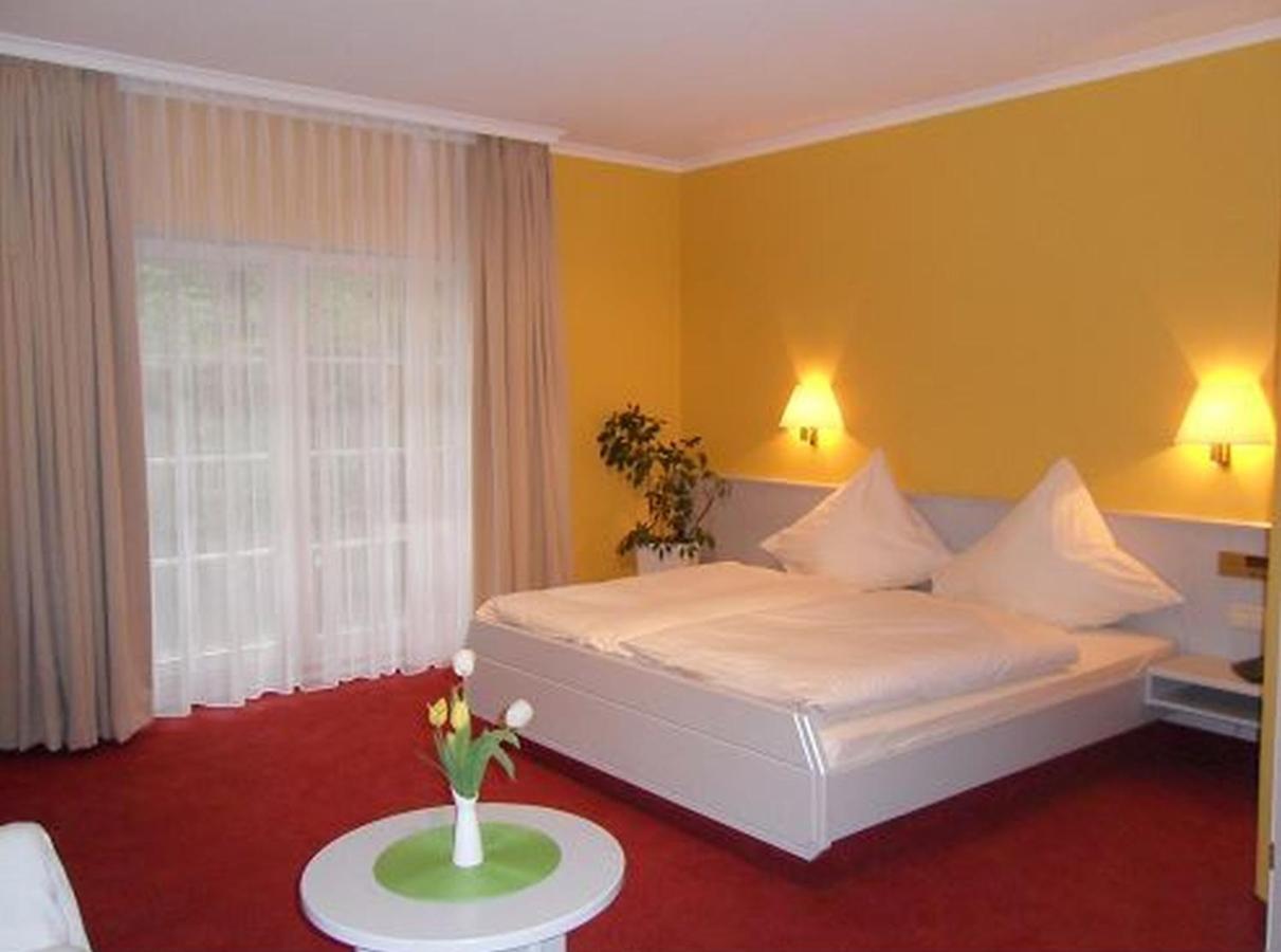 באדן-באדן Hotel & Restaurant Weinberg מראה חיצוני תמונה